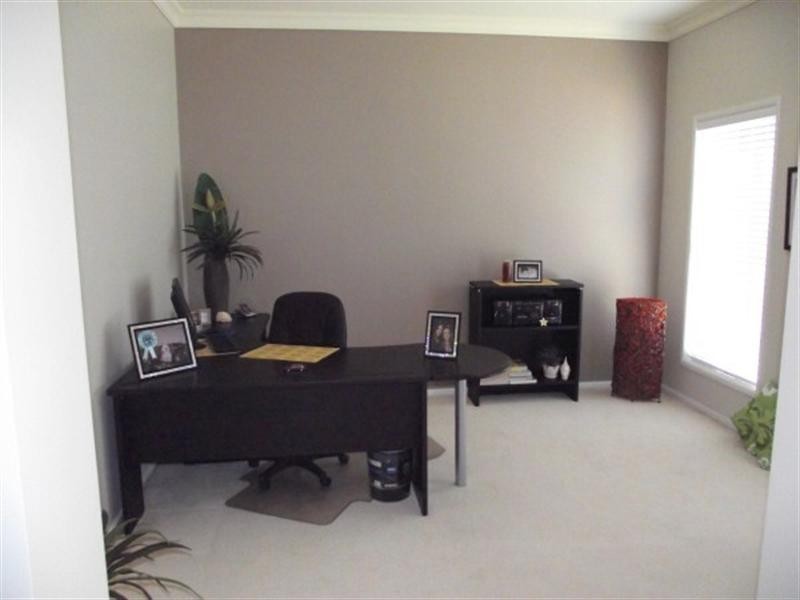 West Hoxton NSW 2171