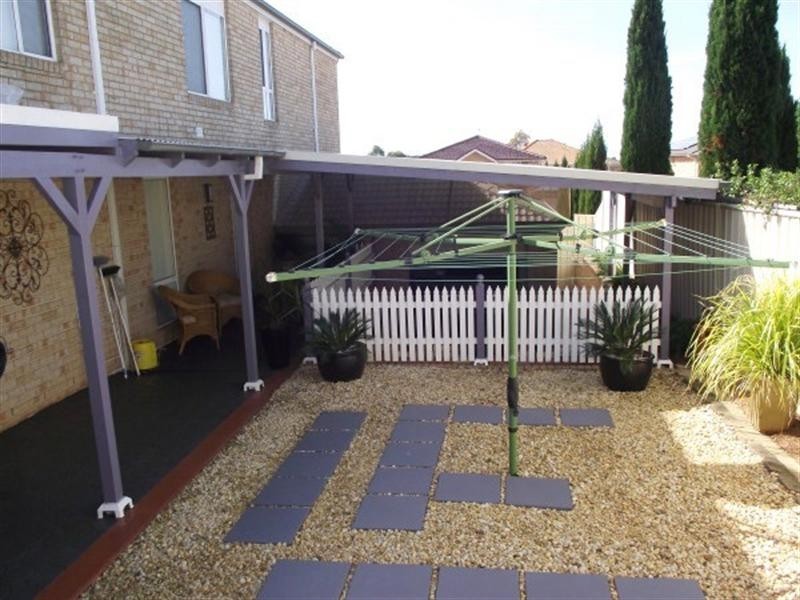 West Hoxton NSW 2171