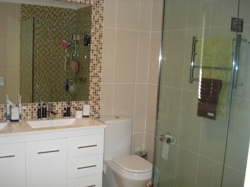 West Hoxton NSW 2171