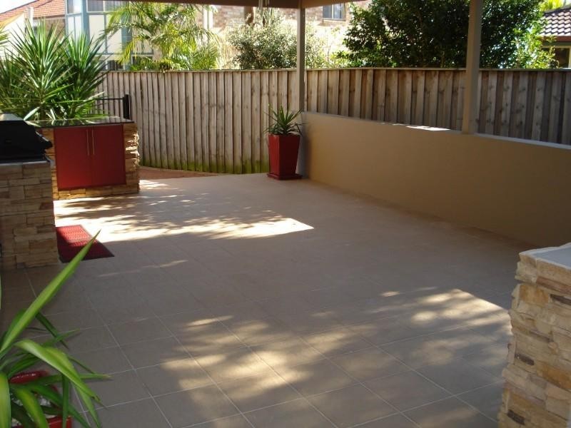 West Hoxton NSW 2171