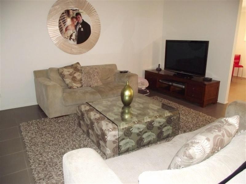 5 Mawbanna Close, West Hoxton NSW 2171