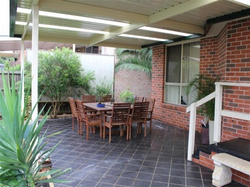 16 Kitchener Court, Holsworthy NSW 2173