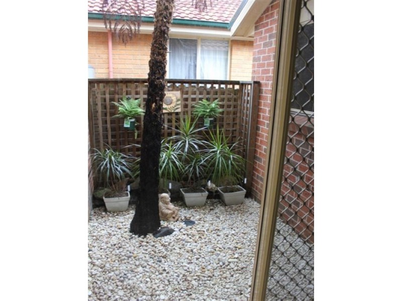 16 Kitchener Court, Holsworthy NSW 2173