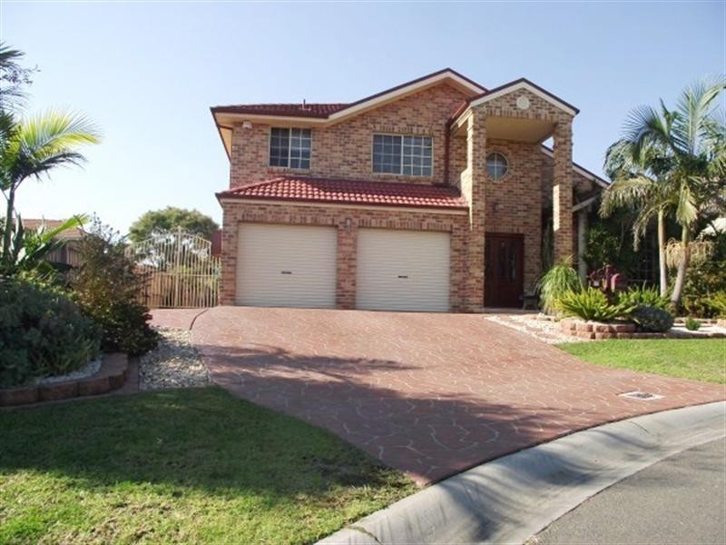 10 Magnolia Place, Casula NSW 2170