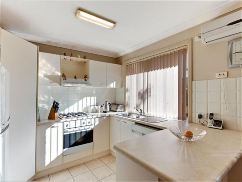 4 Nutmeg Close, Casula NSW 2170