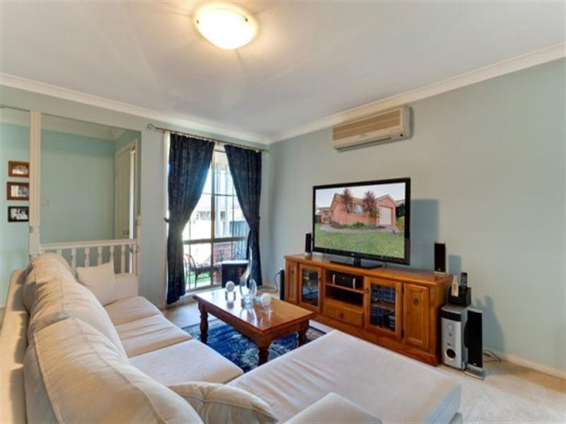 4 Nutmeg Close, Casula NSW 2170