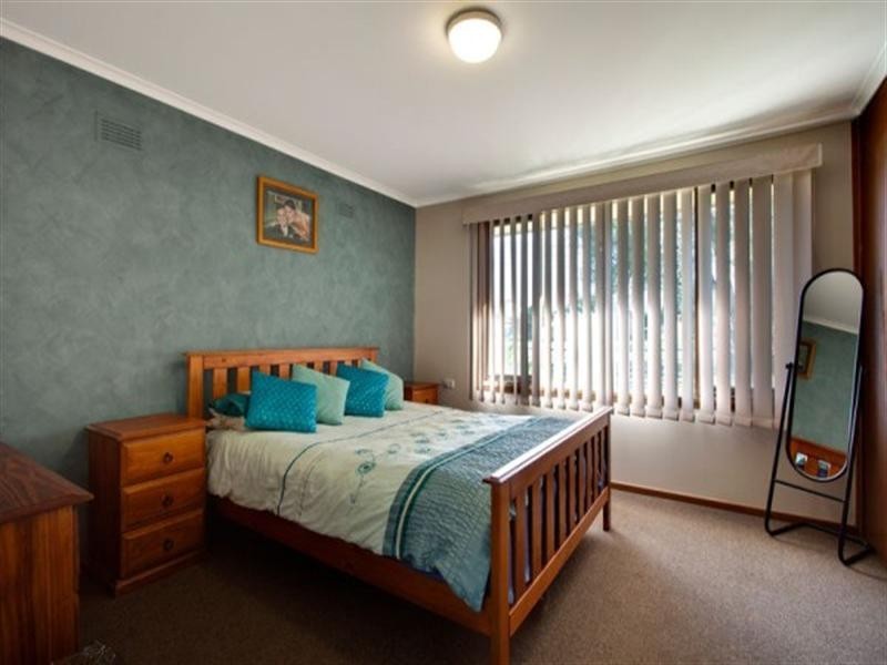 12 Wilkes Avenue, Moorebank NSW 2170