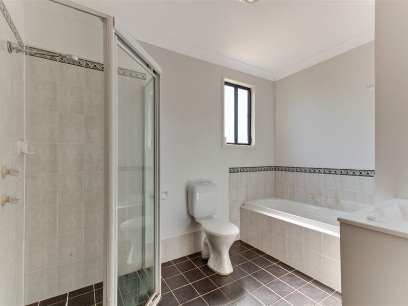 19B Hobler Avenue, West Hoxton NSW 2171