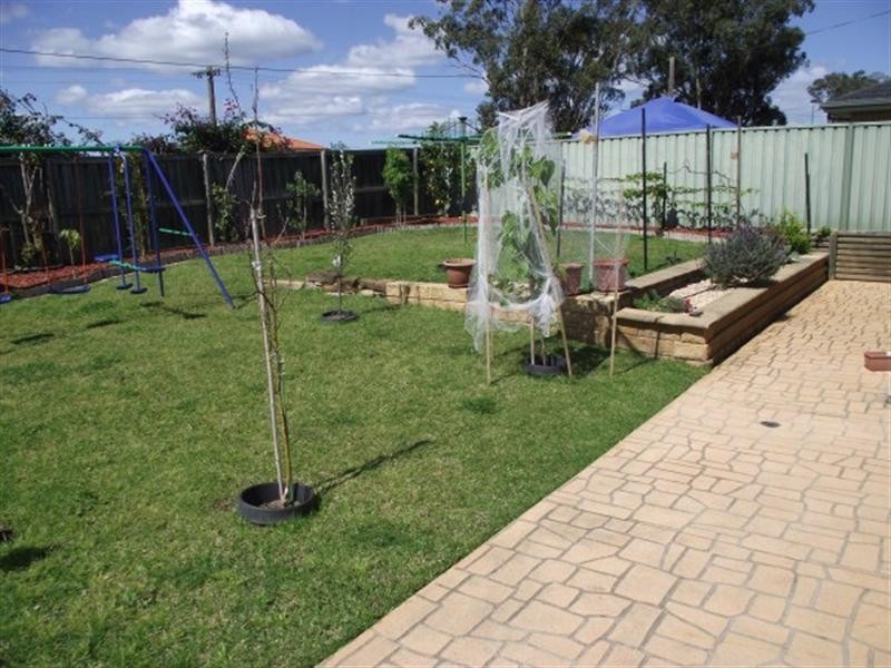 31 Nethercote Close, Prestons NSW 2170