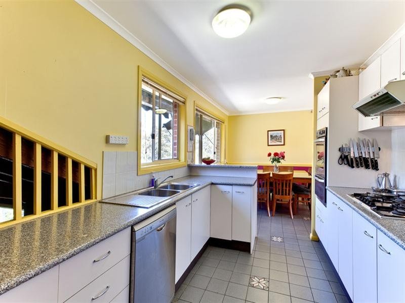 36 Bainsbridge Avenue, Ingleburn NSW 2565