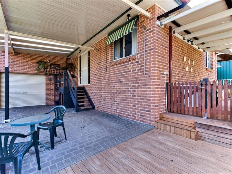 36 Bainsbridge Avenue, Ingleburn NSW 2565