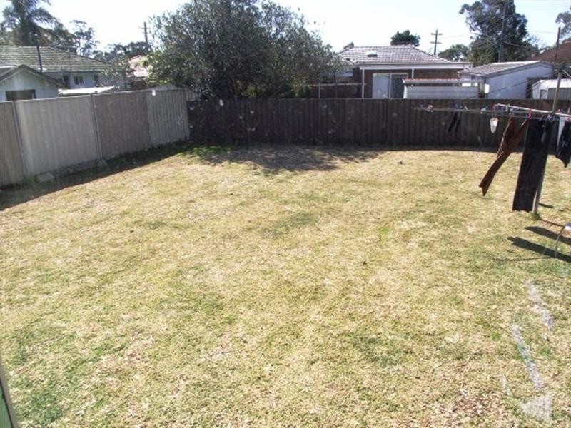 22 Kingarth Street, Busby NSW 2168