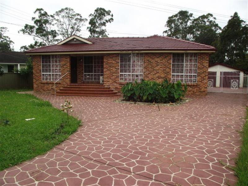 24 Naranghi Street, Busby NSW 2168