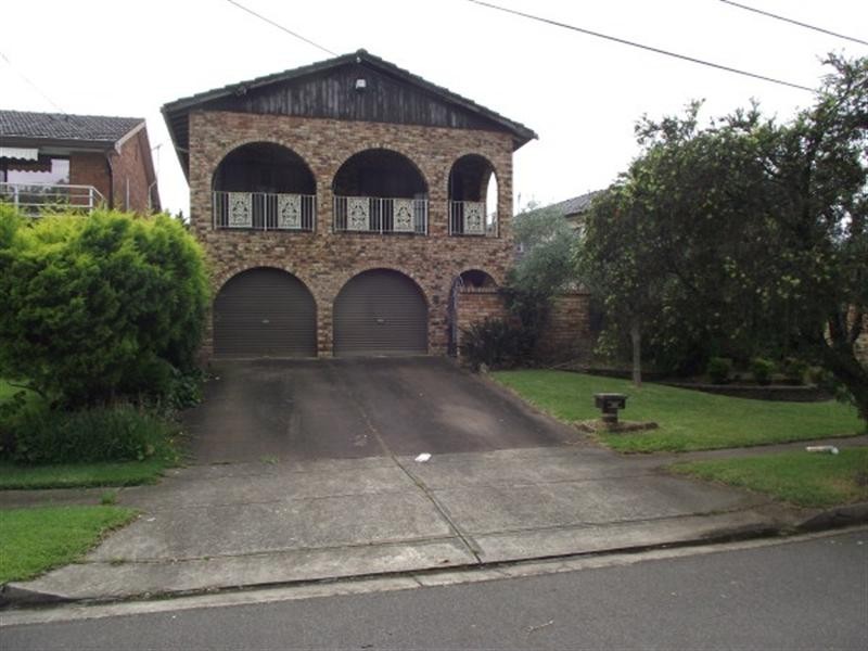 12 Silverwater Crescent, Lansvale NSW 2166