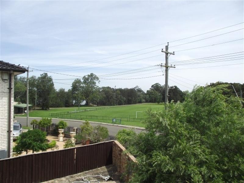 12 Silverwater Crescent, Lansvale NSW 2166