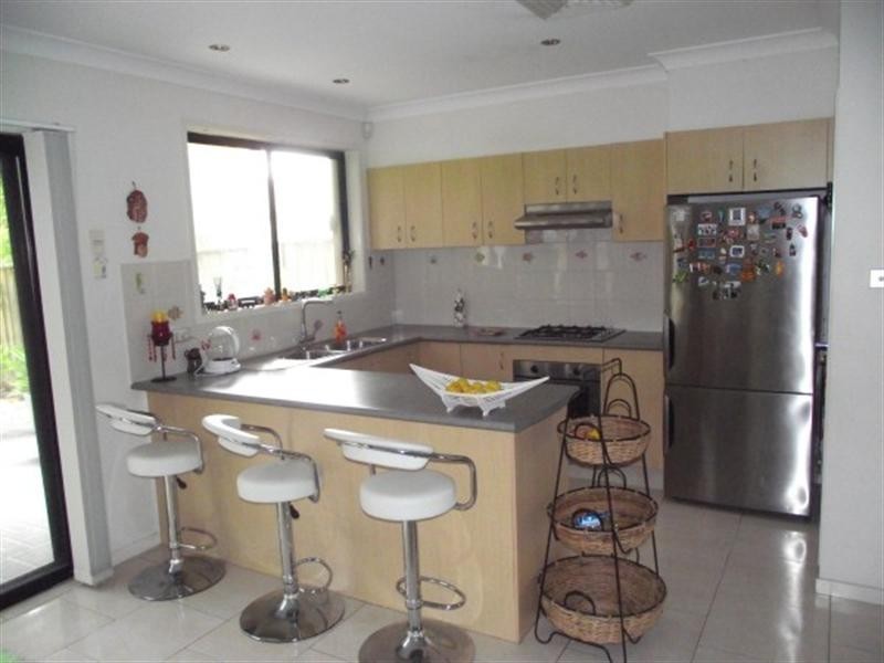 West Hoxton NSW 2171