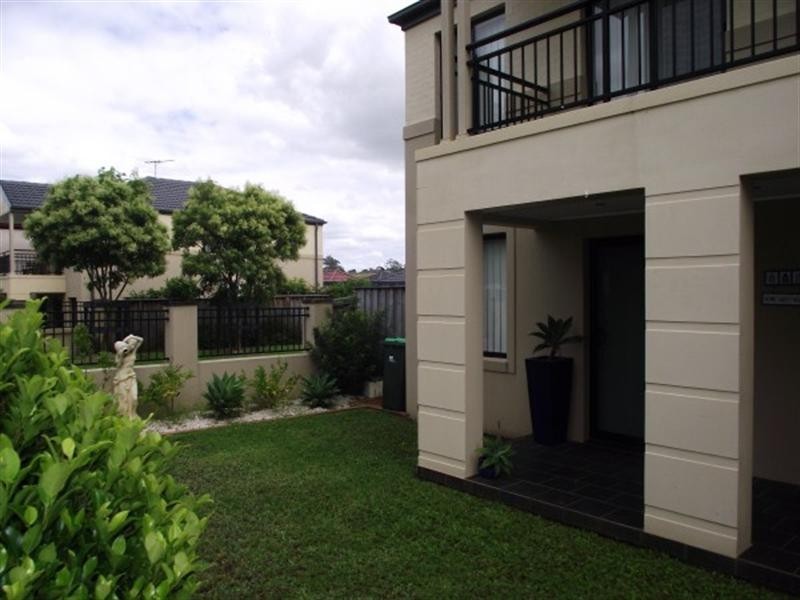 West Hoxton NSW 2171