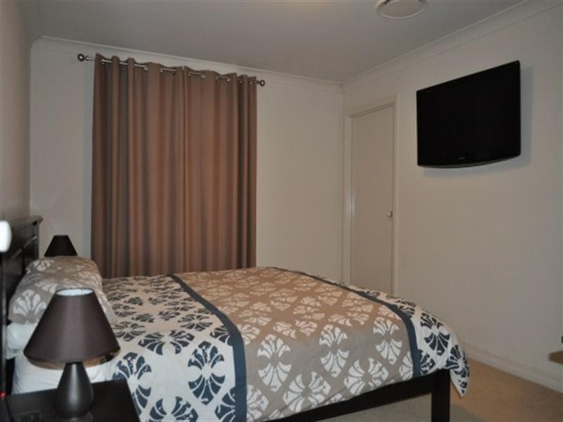 West Hoxton NSW 2171