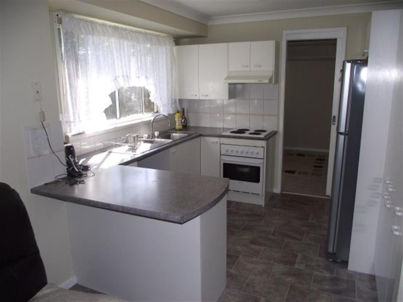 Wattle Grove NSW 2173