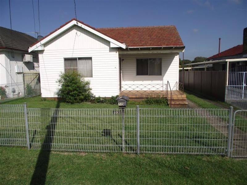 Fairfield East NSW 2165