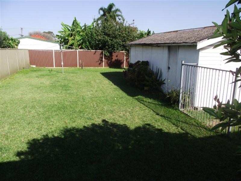 Fairfield East NSW 2165