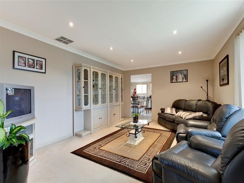 West Hoxton NSW 2171