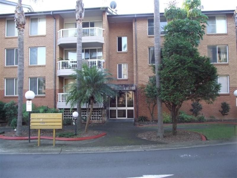 Chipping Norton NSW 2170