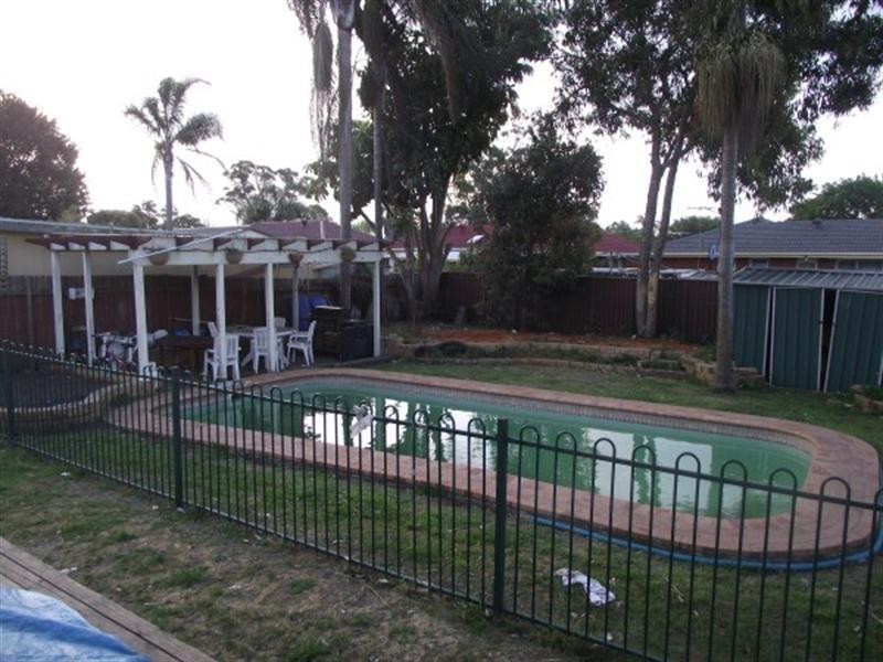 15 Edgecombe Avenue, Moorebank NSW 2170