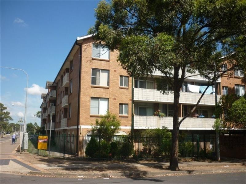 12/2 Beale Street, Liverpool NSW 2170