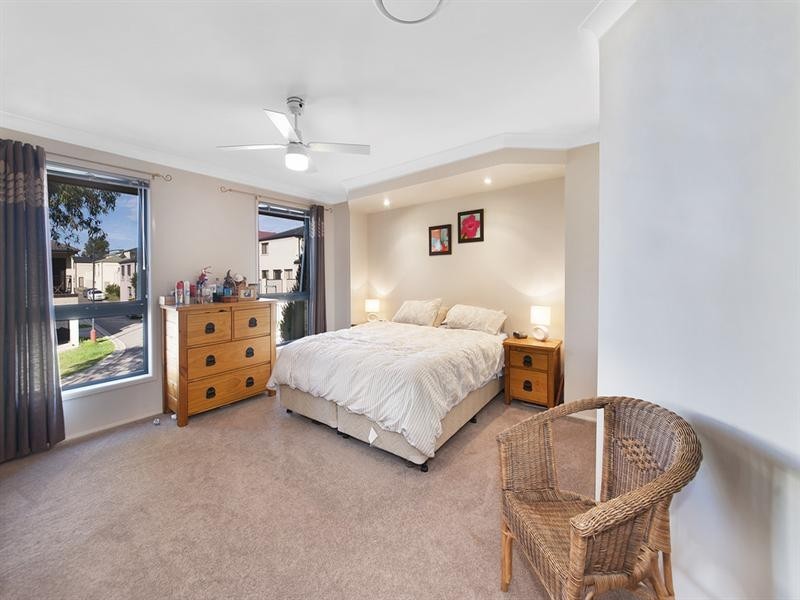 West Hoxton NSW 2171