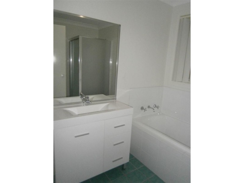 West Hoxton NSW 2171