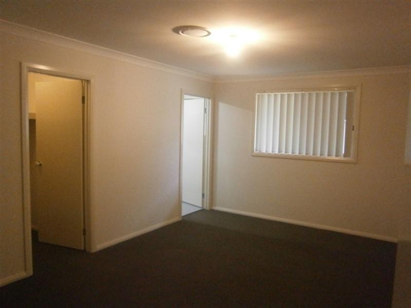 West Hoxton NSW 2171