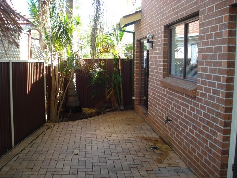 13/10 Reilly Street, Liverpool NSW 2170