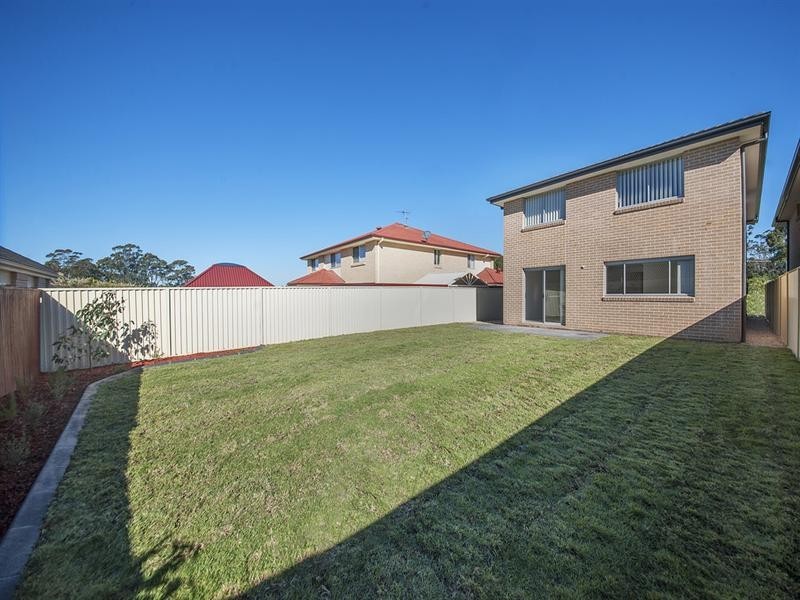 4A Vaucluse Place, Glen Alpine NSW 2560