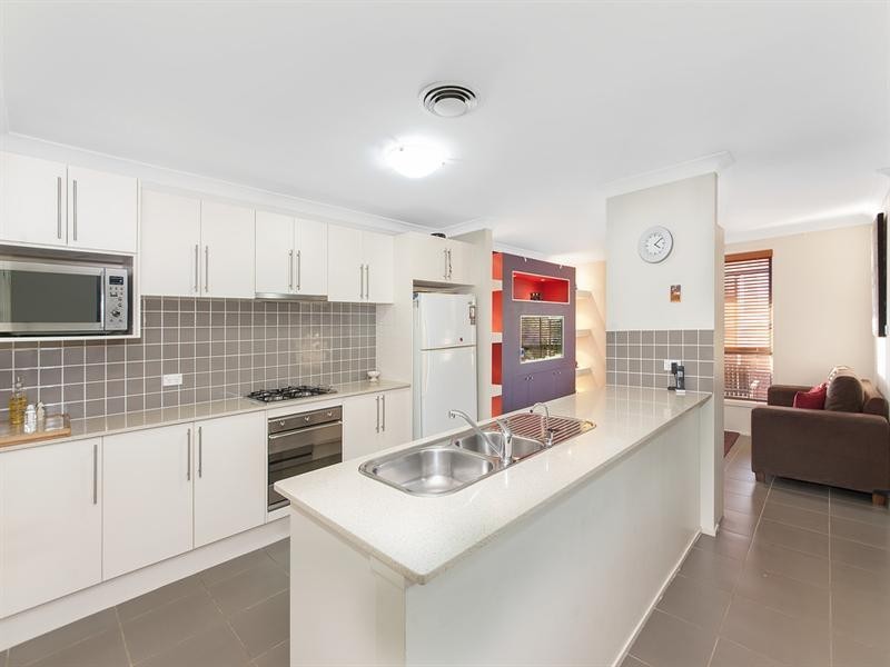 14 Magento Place, Prestons NSW 2170