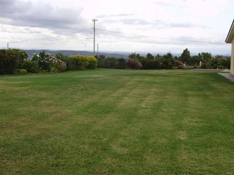 27 Macaulay Drive, Booie QLD 4610