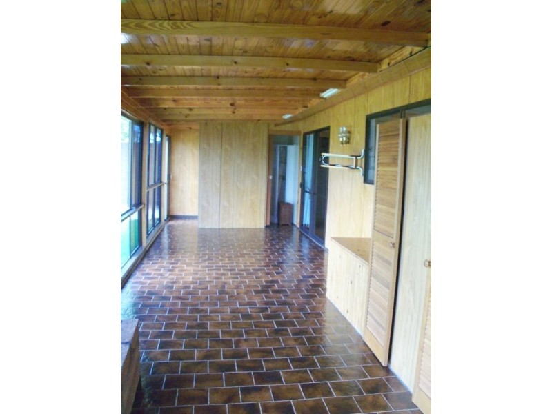 221 Lankowskis Road, Taabinga QLD 4610