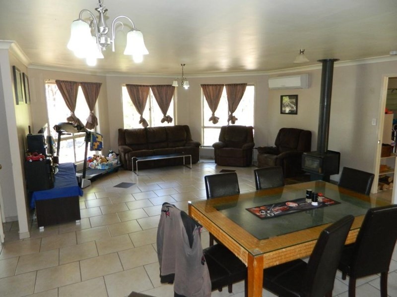 52 Malar Crescent, Booie QLD 4610