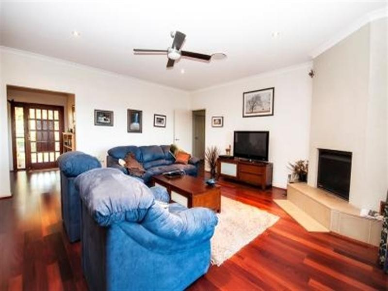 13 Sonaree Drive, Kingaroy QLD 4610