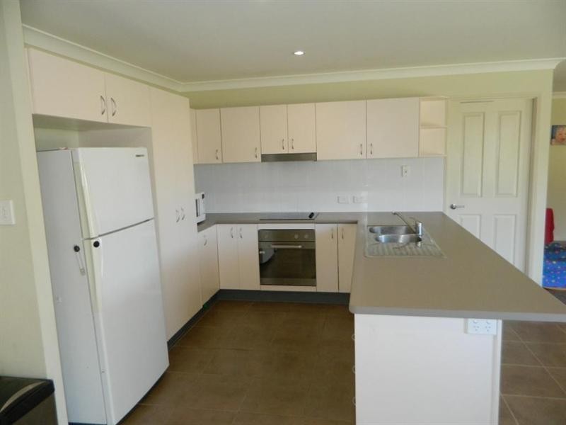 42 Banksia Drive, Kingaroy QLD 4610