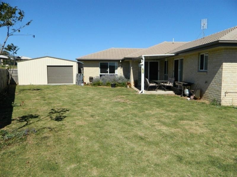 42 Banksia Drive, Kingaroy QLD 4610