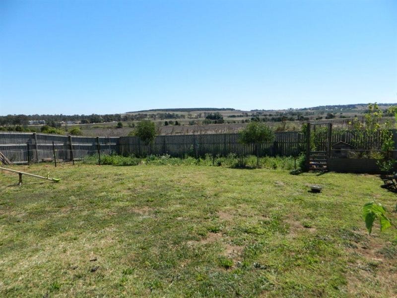 42 Banksia Drive, Kingaroy QLD 4610