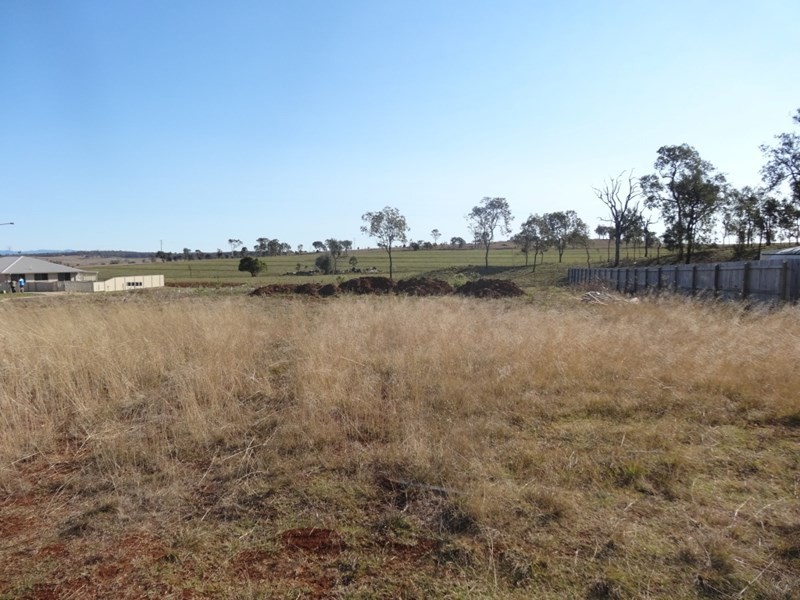 48 Buckingham, Kingaroy QLD 4610