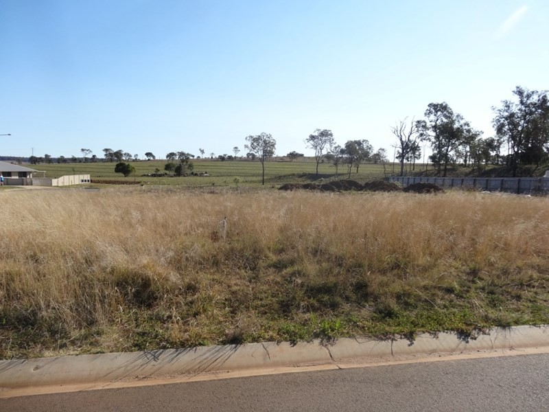 48 Buckingham, Kingaroy QLD 4610