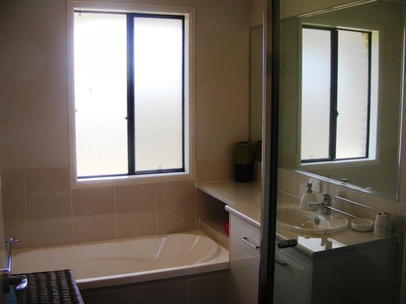 35 Digging Road, Nanango QLD 4615