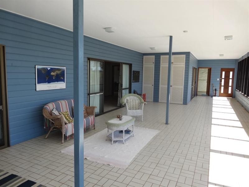 89 moore Street, Kingaroy QLD 4610