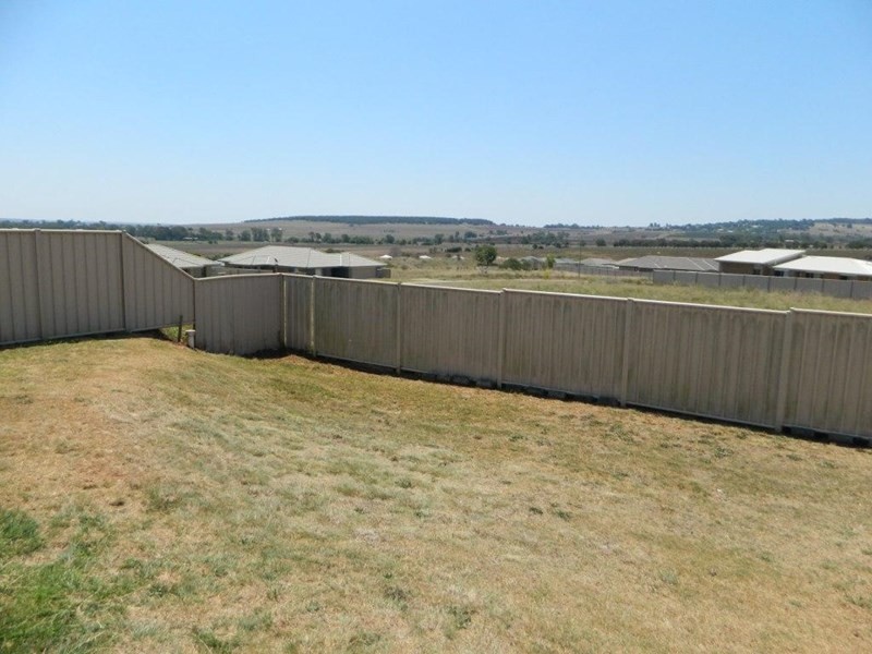 22 Poinciana Avenue, Kingaroy QLD 4610