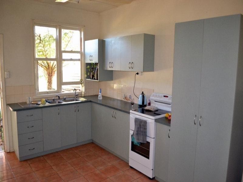 16 ALFORD EAST Street, Kingaroy QLD 4610