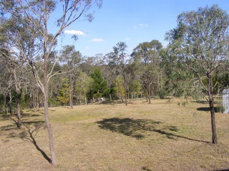 Blackbutt QLD 4306