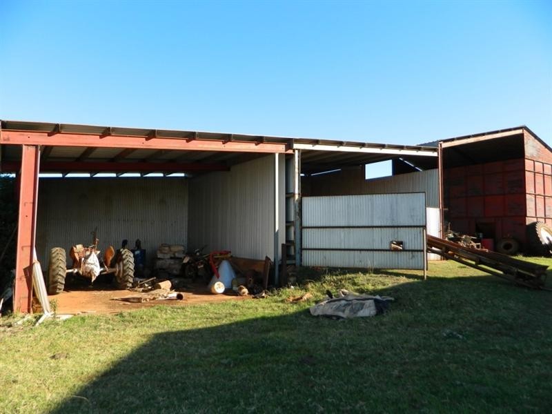 184 parallel Road, Wooroolin QLD 4608